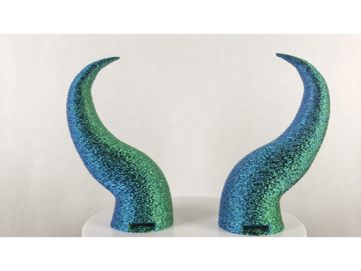 Curved Demon Horns Attachment for Headset, Gaming and Streaming Headset Accessories, cosplay, Streaming Prop, gaming streamer gift